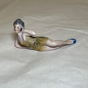 ANTIQUE ART DECO GERMAN BISQUE BATHING BEAUTY NUDE FIGURINE‎ Vtg 5684 Textured